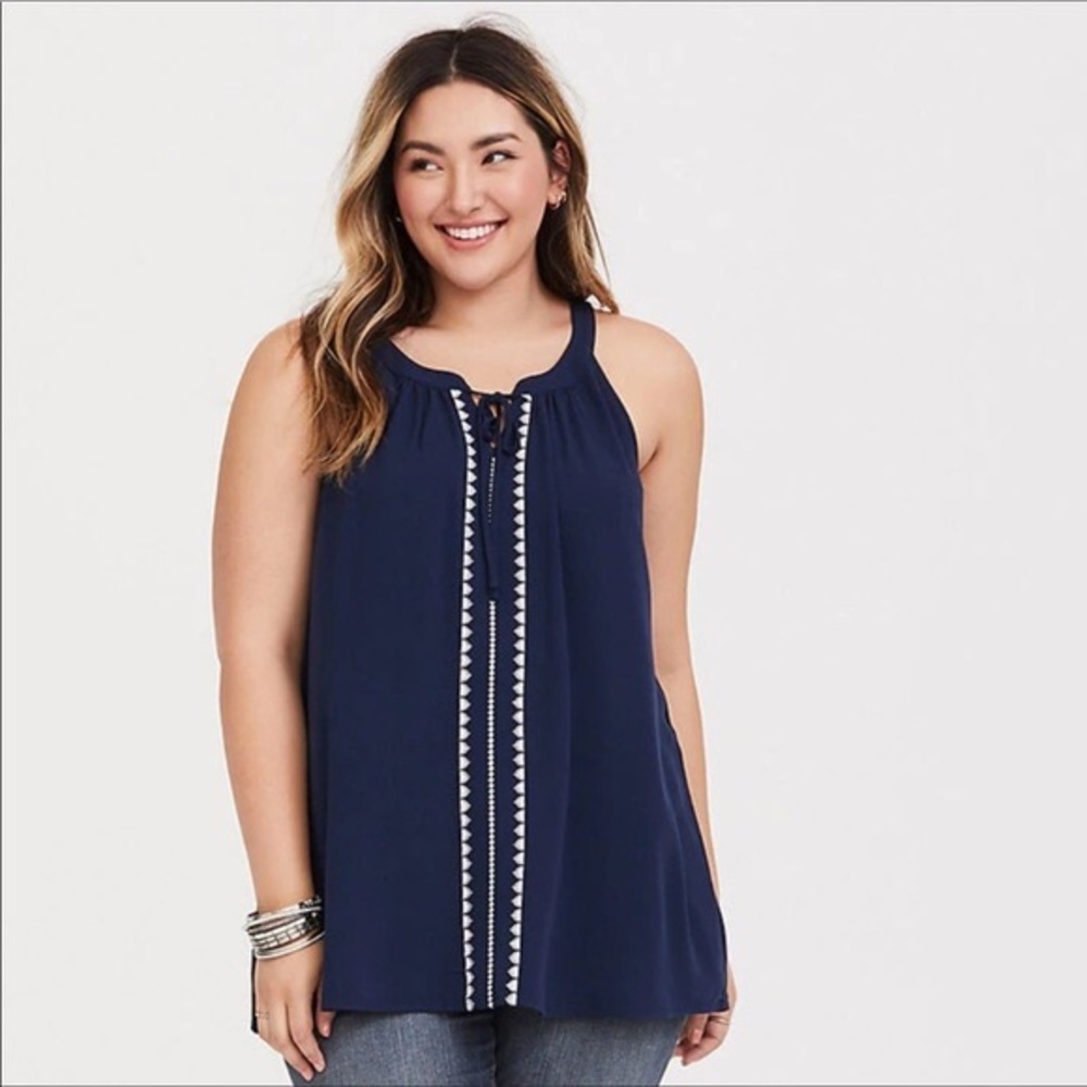 Torrid size 1 embroidered tank